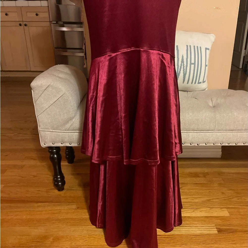 Gorgeous Windsor ruffle burgundy night dress size L New nonTags - Picture 6 of 6